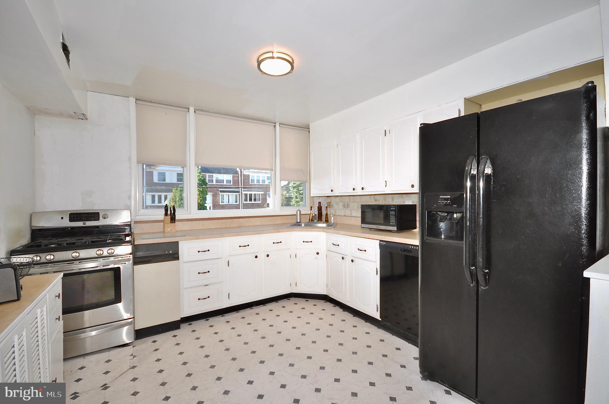 3129 Birch Road Philadelphia, PA 19154 - Photo 7 of 25 Gallery Image 7