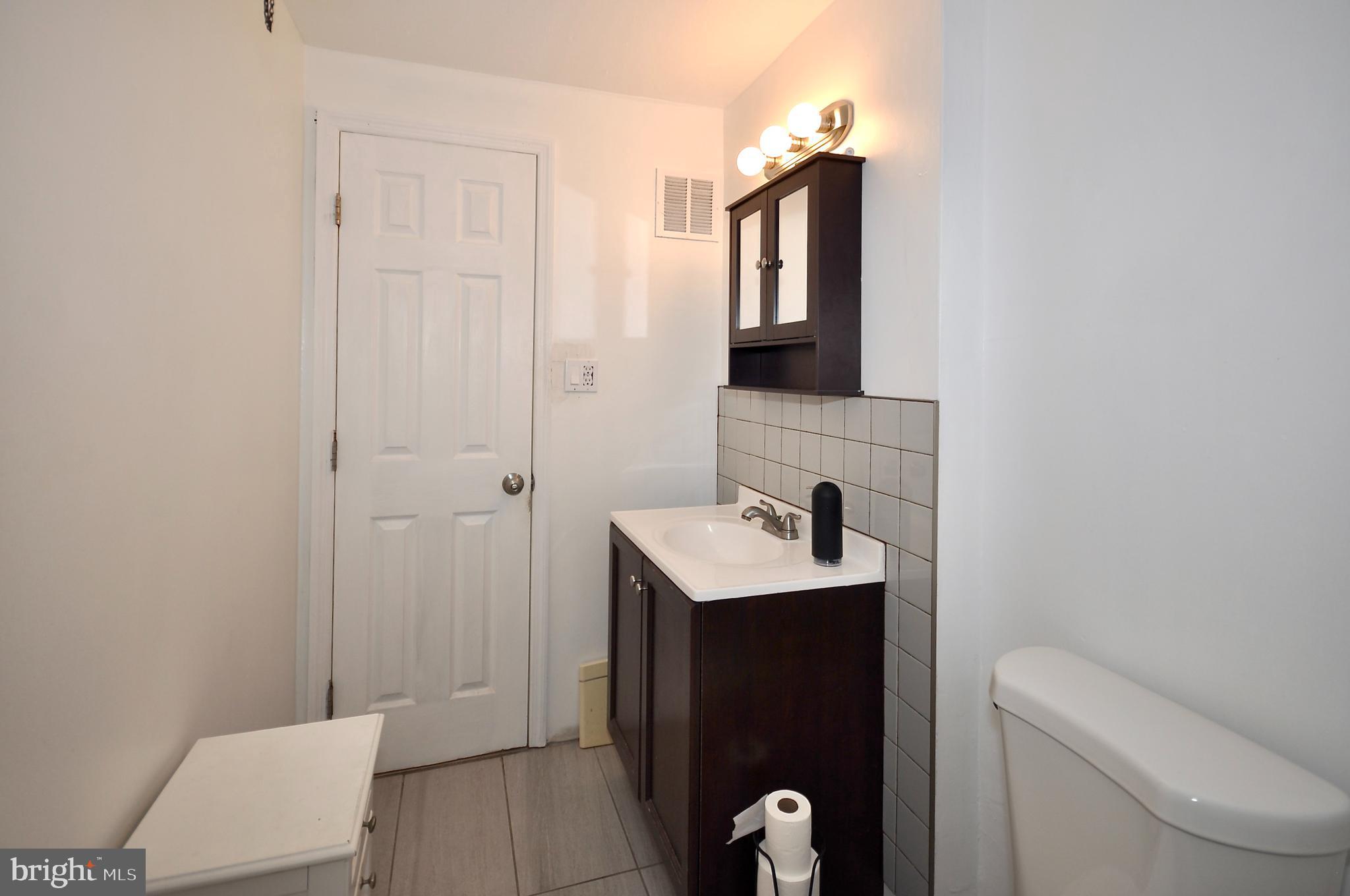 3129 Birch Road Philadelphia, PA 19154 - Photo 9 of 25 Gallery Image 9