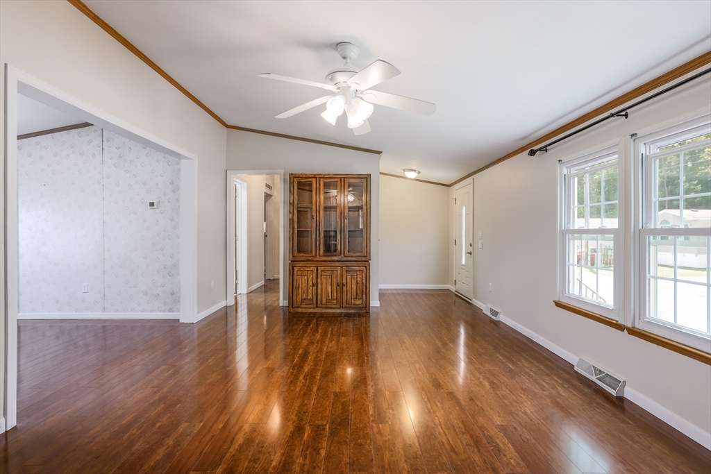 89 Celebration Circle Chicopee, MA 01020 - Photo 11 of 28