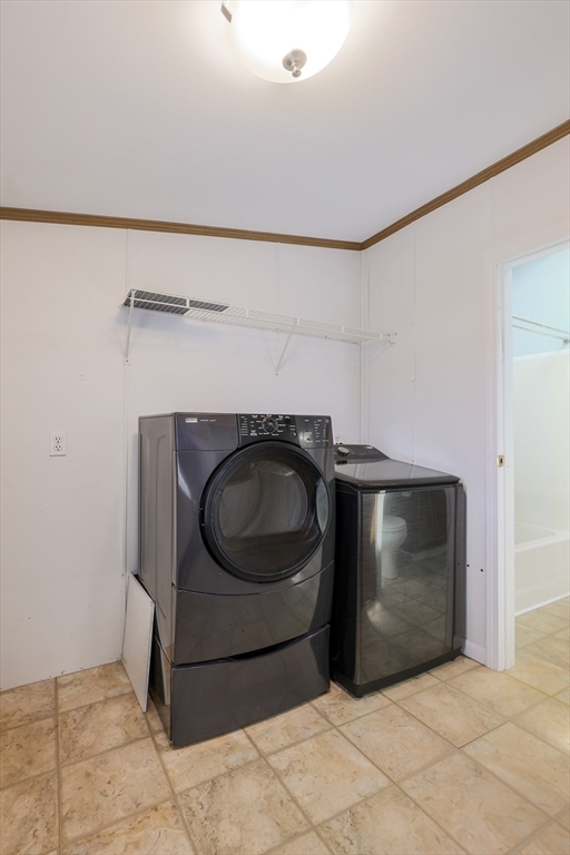 89 Celebration Circle Chicopee, MA 01020 - Photo 16 of 28