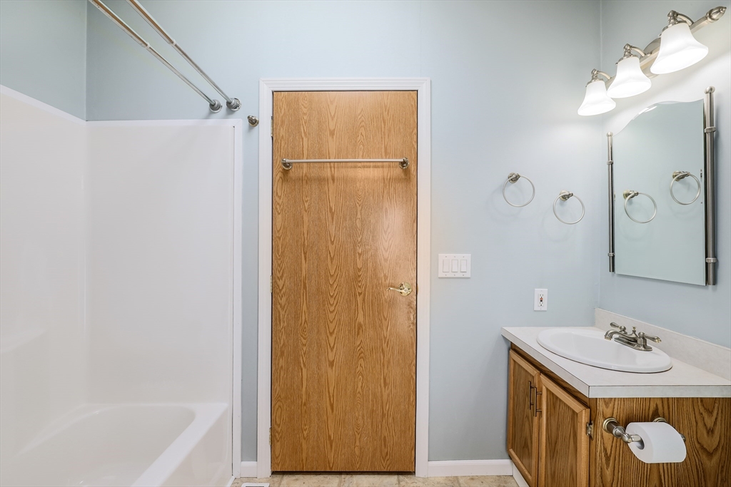 89 Celebration Circle Chicopee, MA 01020 - Photo 17 of 28