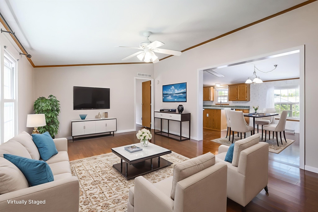 89 Celebration Circle Chicopee, MA 01020 - Photo 9 of 28