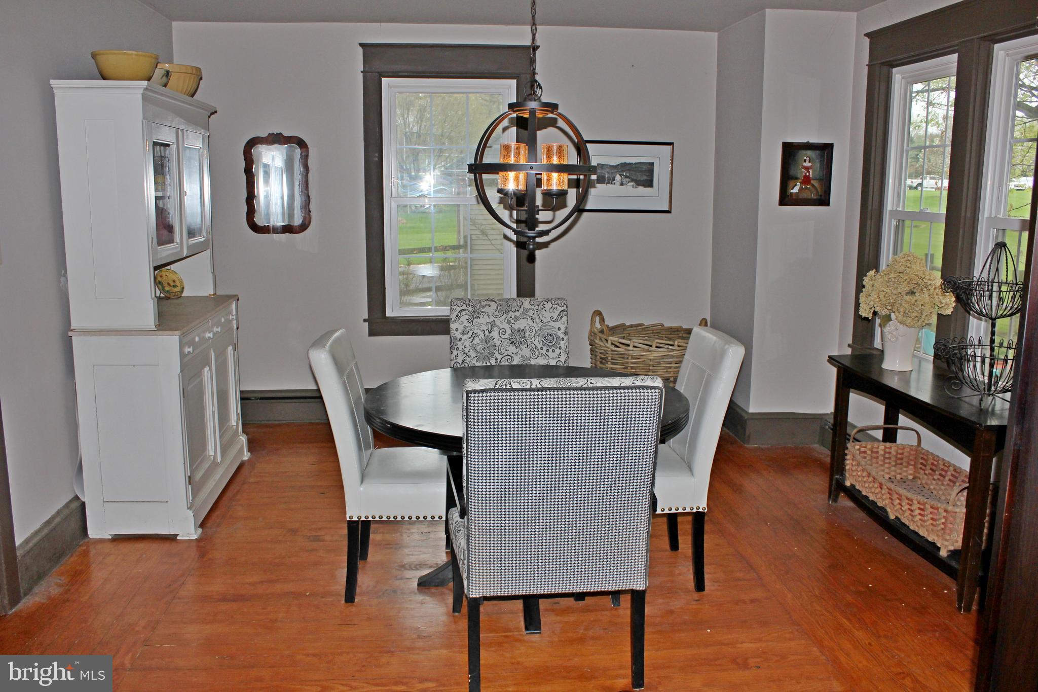 439 Woodcrest Avenue Lititz, PA 17543 - Photo 11 of 37 Gallery Image 11