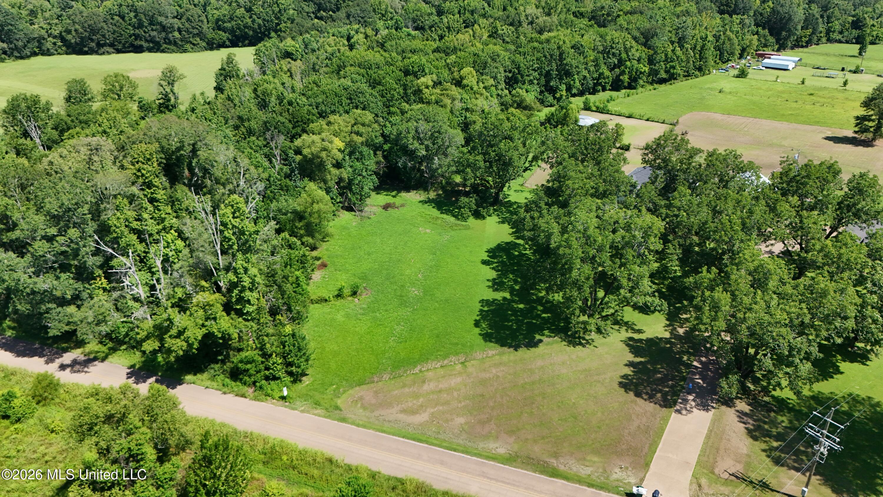 2930 Airport Road Bolton, MS 39041 - Photo 6 of 30 dji_fly_20260709_111436_0205_17846502281