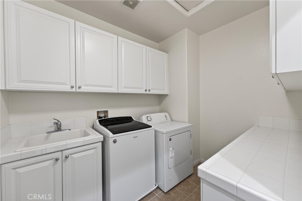16154 Skyridge Drive Riverside, CA 92503 - Photo 23 of 30 Separate Laundry Room