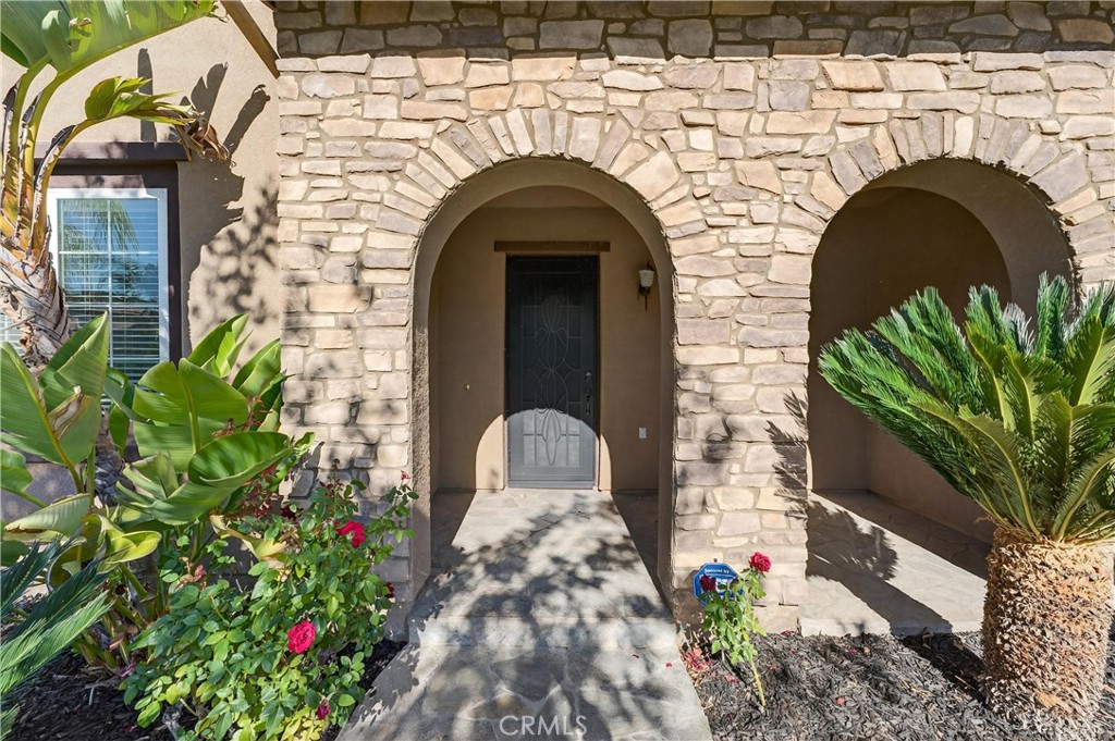 16154 Skyridge Drive Riverside, CA 92503 - Photo 3 of 30