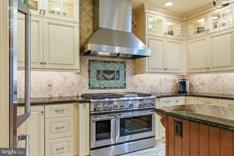 $1,099,900 | 128 Inverness Drive, Blue Bell, PA 19422