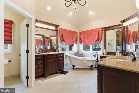 $1,099,900 | 128 Inverness Drive, Blue Bell, PA 19422