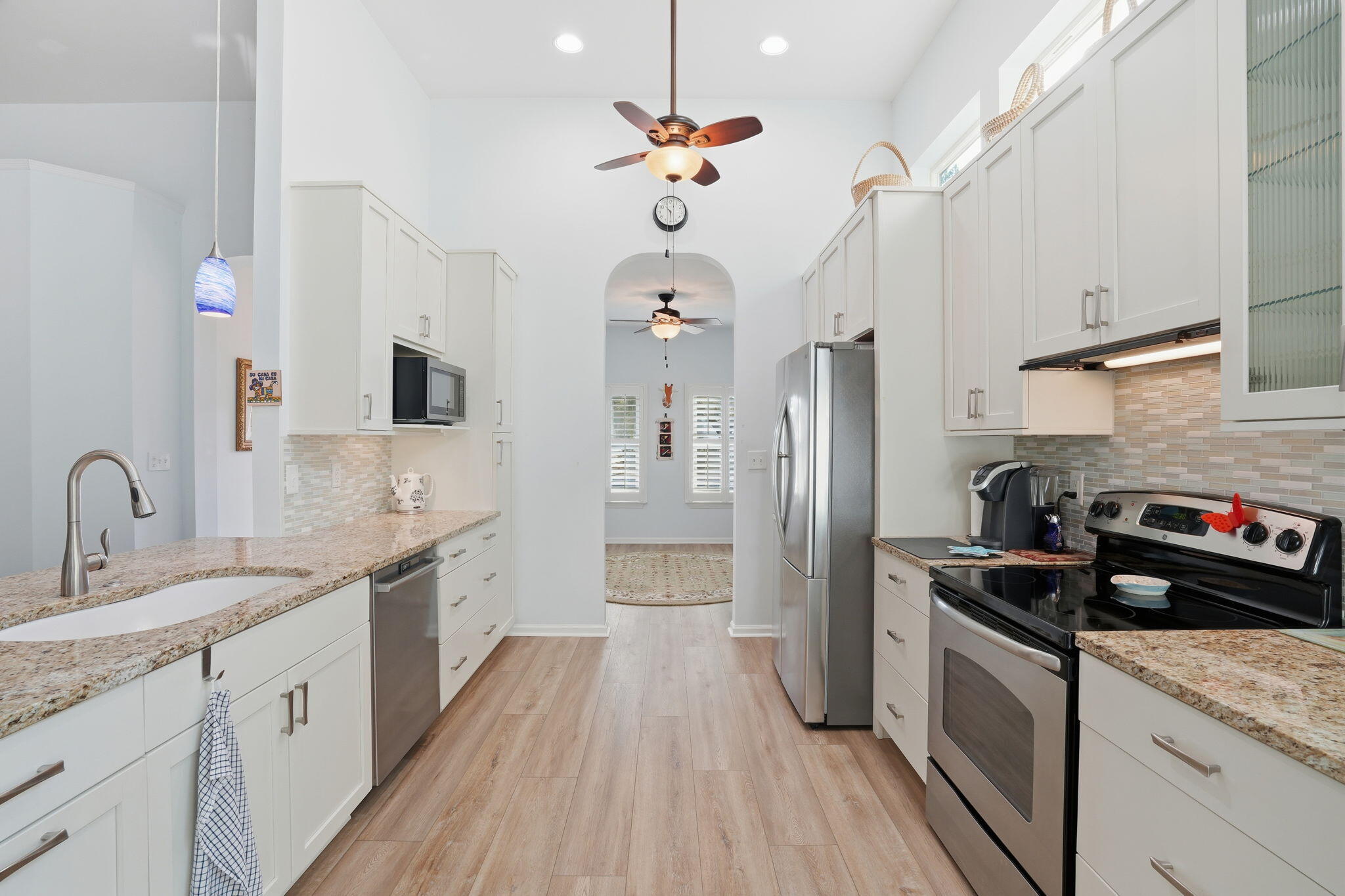 2156 Andover Way Mount Pleasant, SC 29466 - Photo 12 of 42 16-web-or-mls-025_DSC03748_1