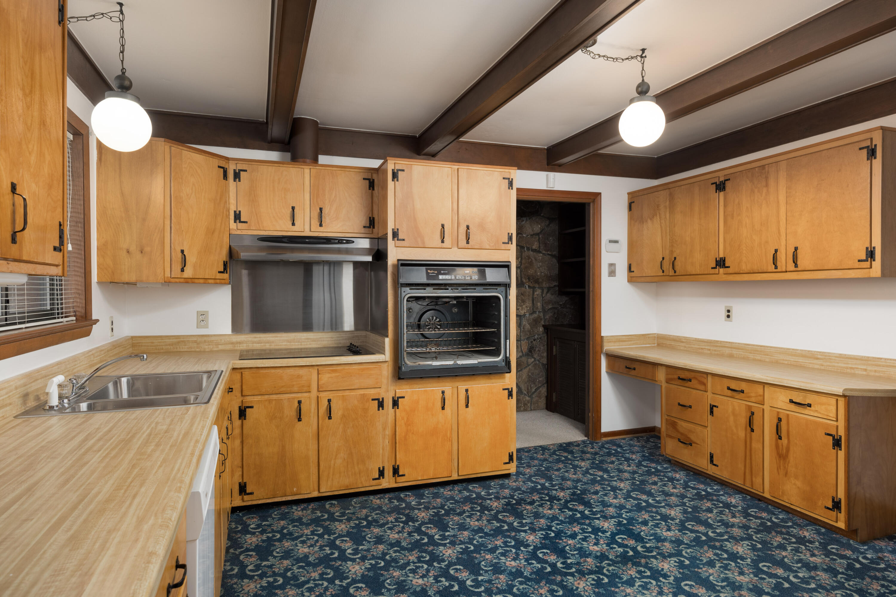 2204 Fairmount Pike Walden, TN 37377 - Photo 21 of 64 Kitchen, Main Level