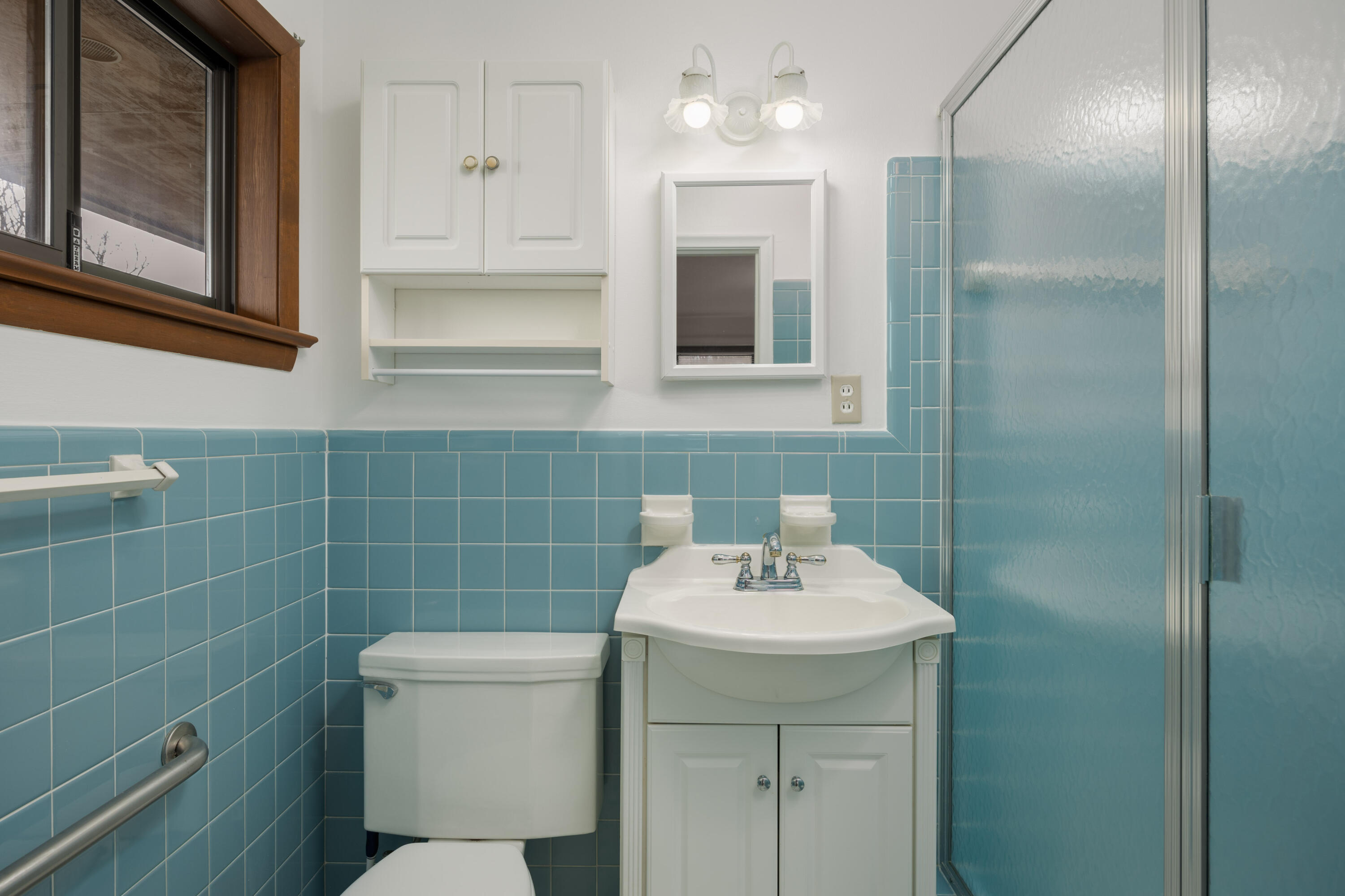 2204 Fairmount Pike Walden, TN 37377 - Photo 30 of 64 Master Bath, Main Level