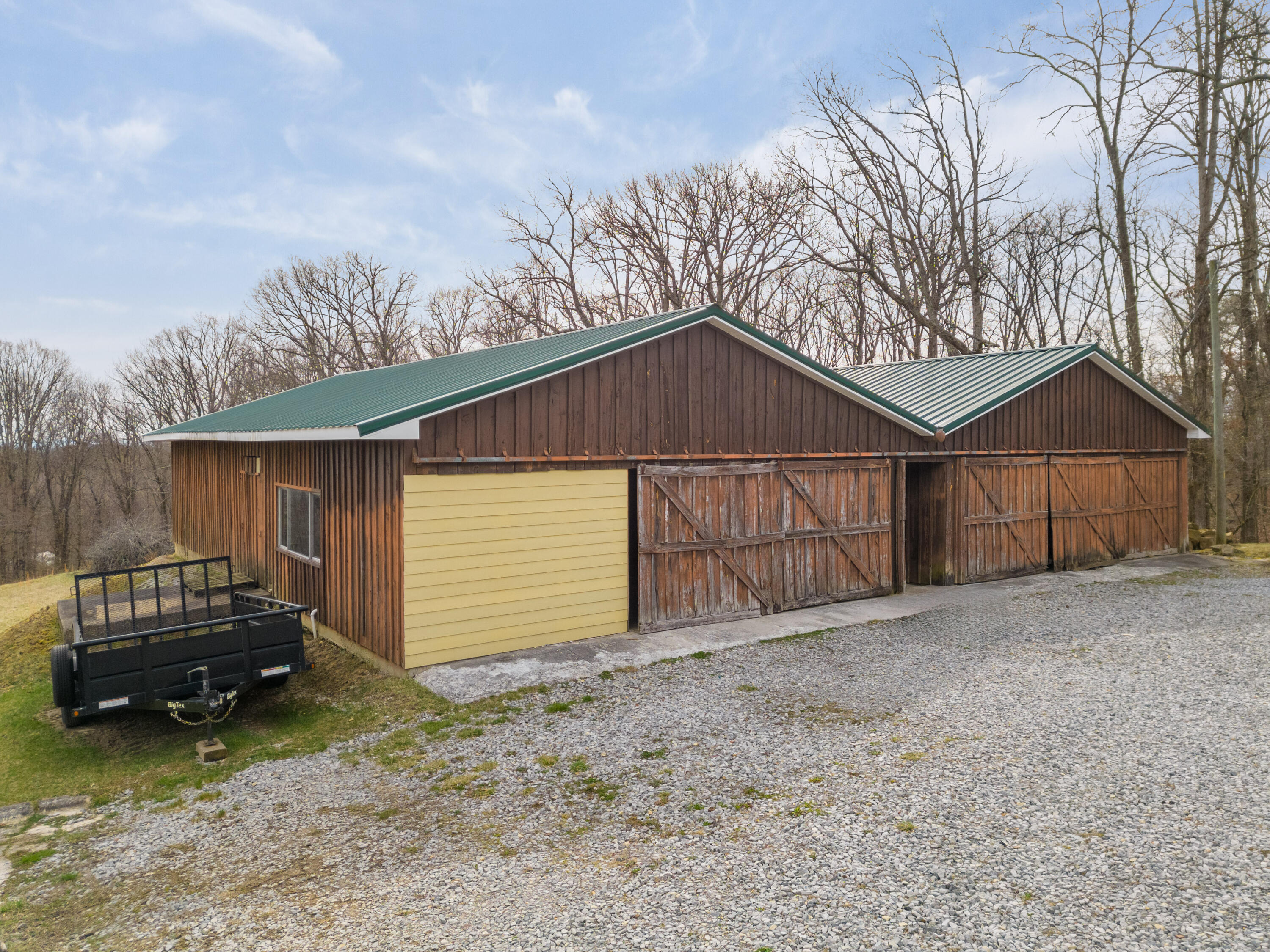 2204 Fairmount Pike Walden, TN 37377 - Photo 6 of 64 Barn