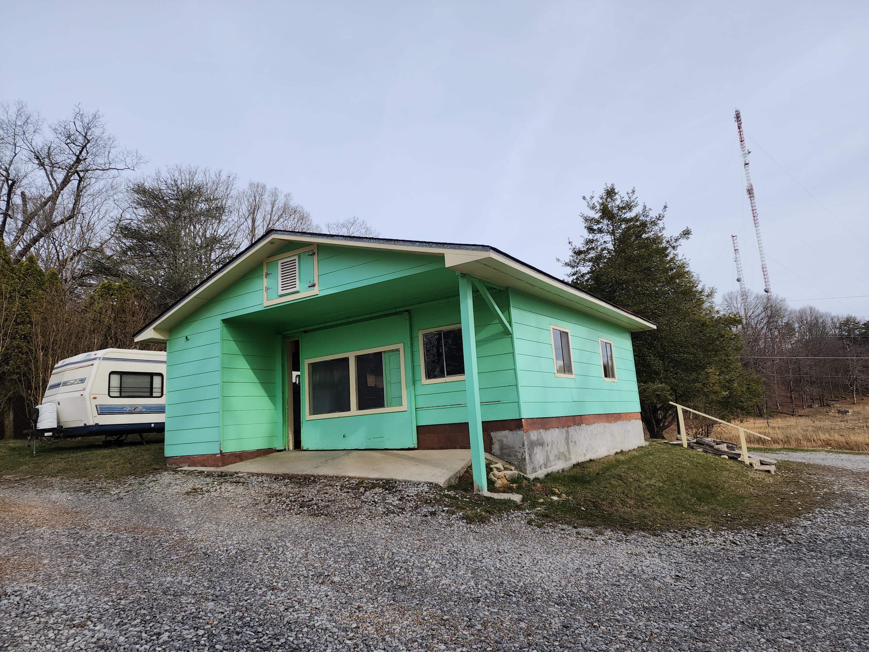 2204 Fairmount Pike Walden, TN 37377 - Photo 8 of 64 Cider House