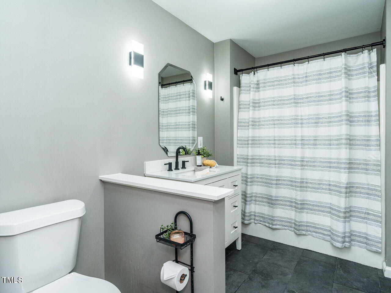 855 White Memorial Church Road Willow Spring, NC 27592 - Photo 28 of 34 026-1280x960-second-floor-full-bath
