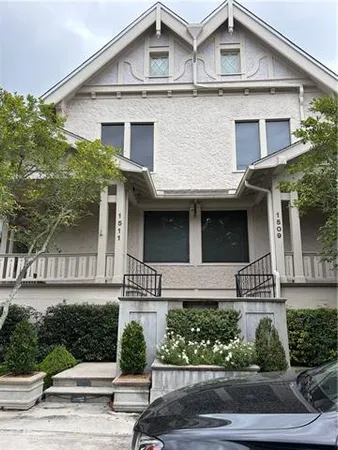 $1,700 | 1511 Robert Street, Unit A, New Orleans, LA 70115