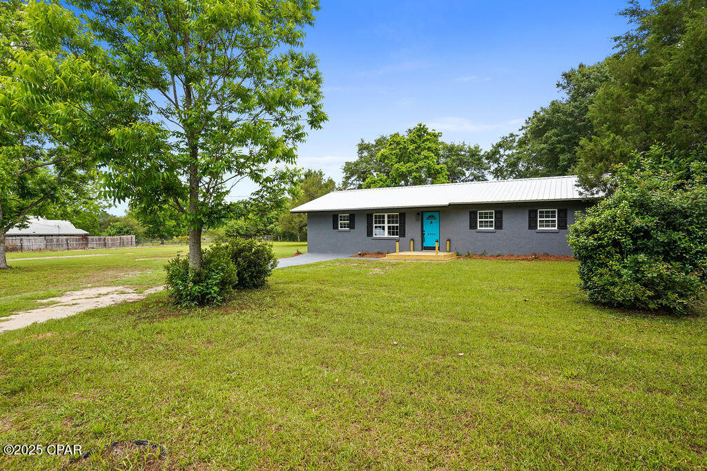 2004 Old Bonifay Road Chipley, FL 32428 - Photo 2 of 31