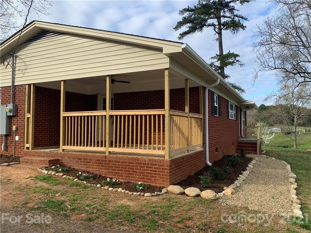 6545 Whitley Road Norwood, NC 28128 - Photo 4 of 22 Gallery Image 4