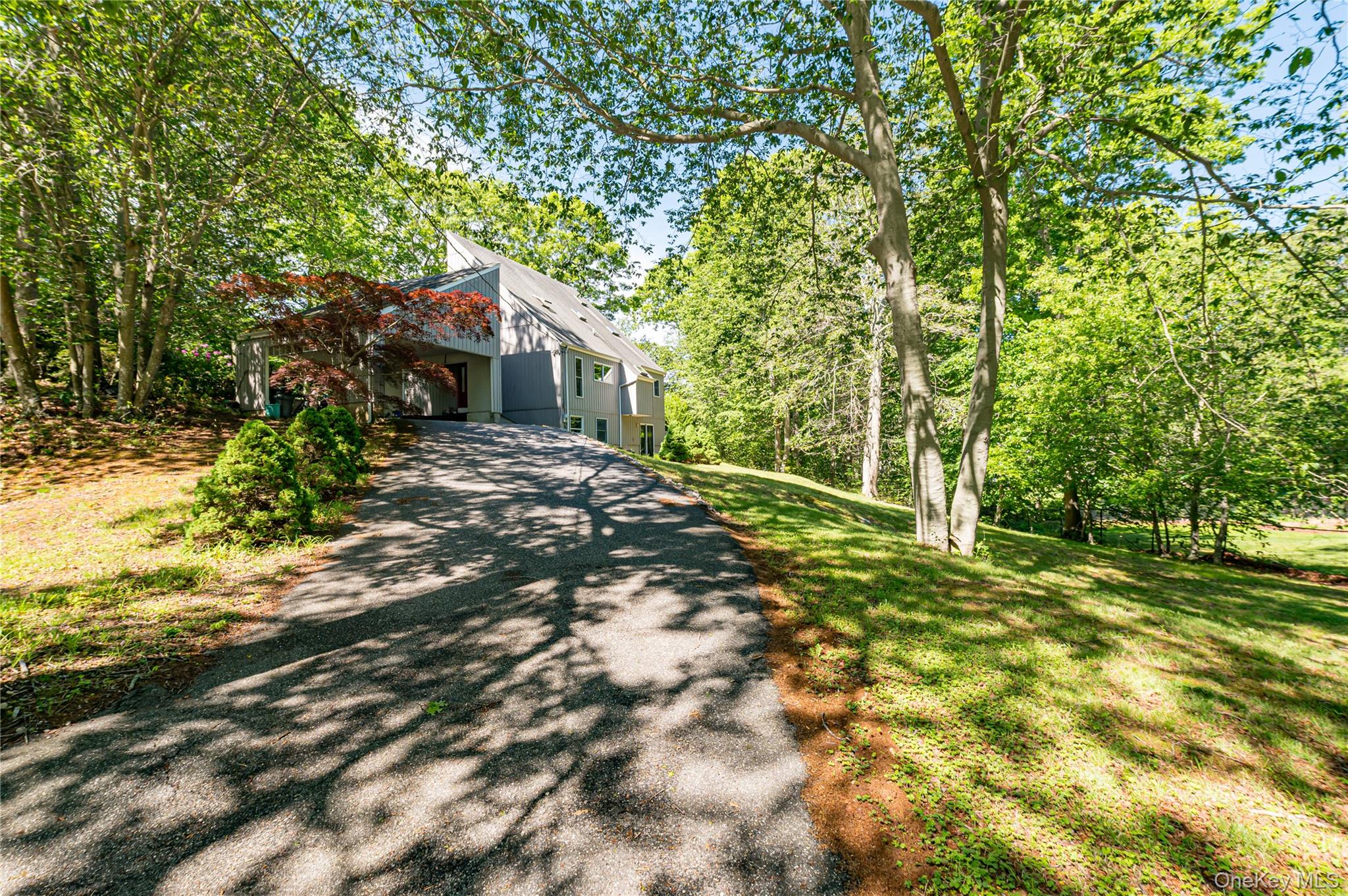 14 Sylvester Road Wading River, NY 11792 - Photo 2 of 19