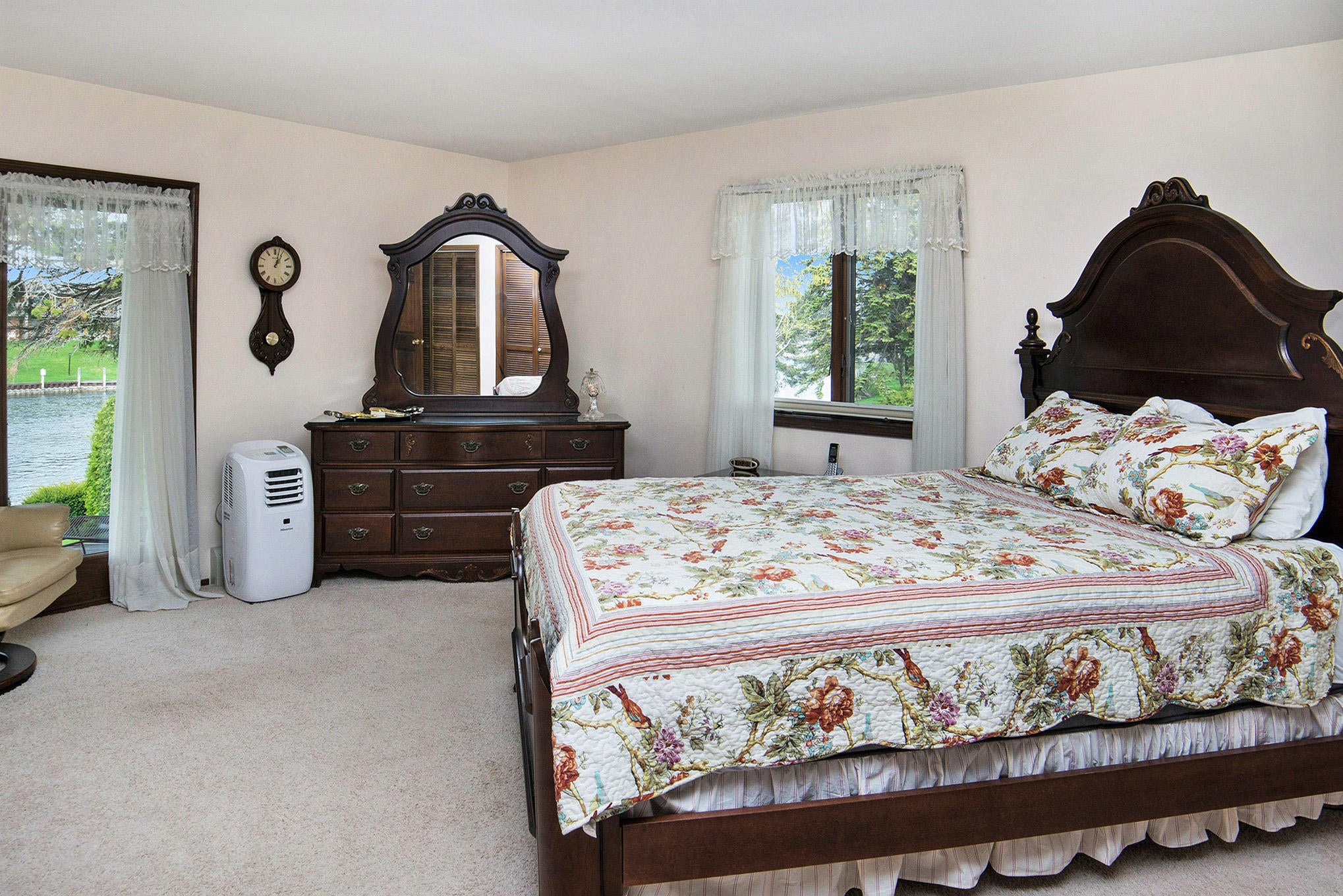 182 Riverside Drive Cheboygan, MI 49721 - Photo 17 of 45 Gallery Image 17