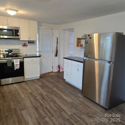 $215,000 | 1196 Carolyn Drive, Albemarle, NC 28001