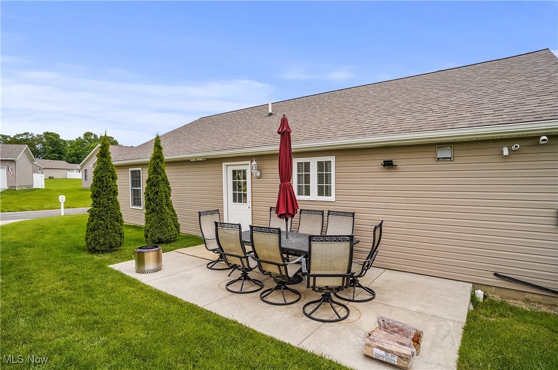 603 South Raccoon Road, Unit 13 Youngstown, OH 44515 - Photo 24 of 27 View of patio / terrace