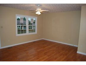 531 Berry Ridge Road Jonesborough, TN 37659 - Photo 7 of 22 Fresh paint throughout