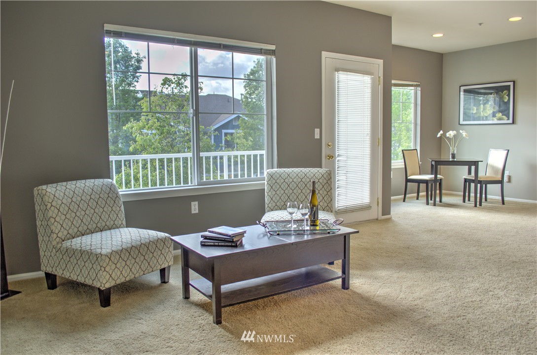 5020 Talbot Place South, Unit 4B Renton, WA 98055 - Photo 2 of 16 Gallery Image 2