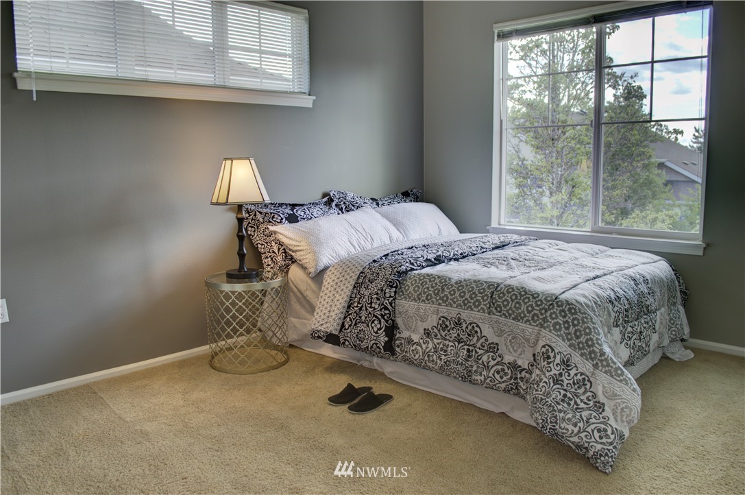 5020 Talbot Place South, Unit 4B Renton, WA 98055 - Photo 5 of 16 Gallery Image 5