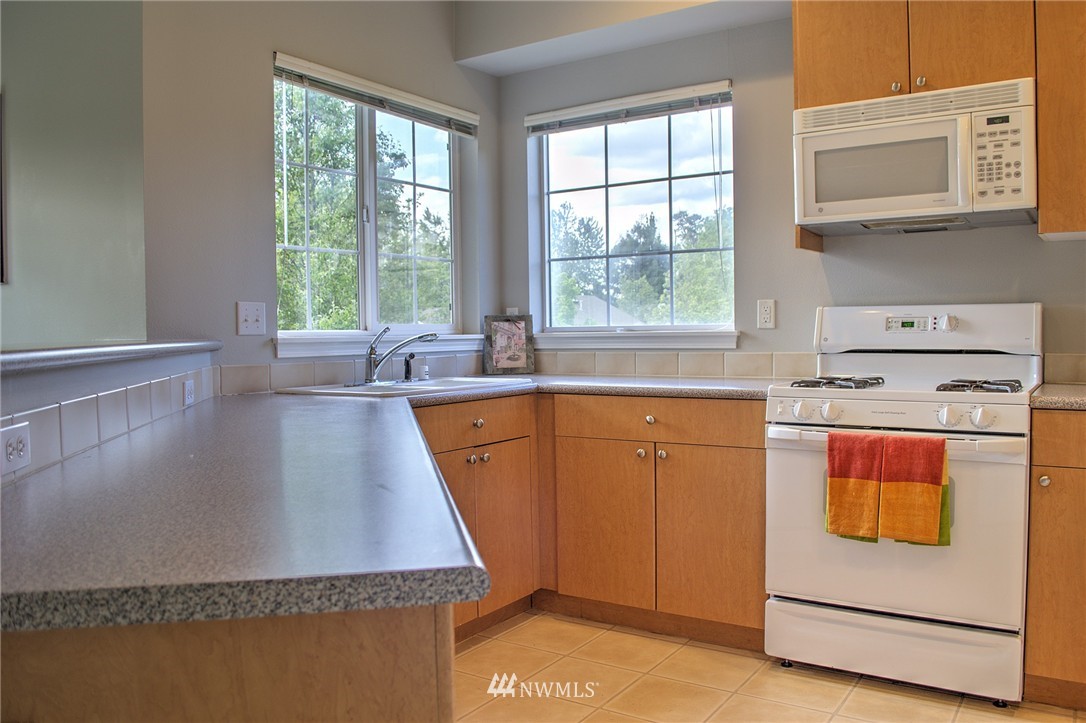 5020 Talbot Place South, Unit 4B Renton, WA 98055 - Photo 7 of 16 Gallery Image 7