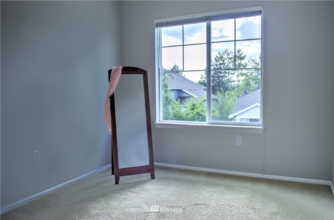 5020 Talbot Place South, Unit 4B Renton, WA 98055 - Photo 10 of 16 Gallery Image 10