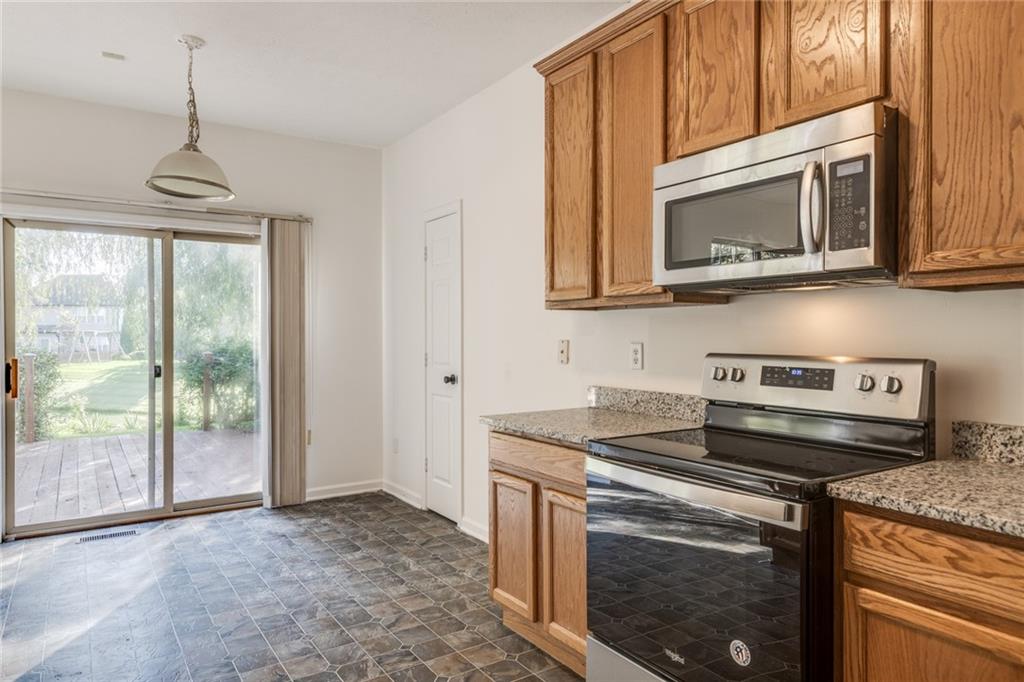 11289 Falling Water Way Fishers, IN 46037 - Photo 15 of 38 Gallery Image 15