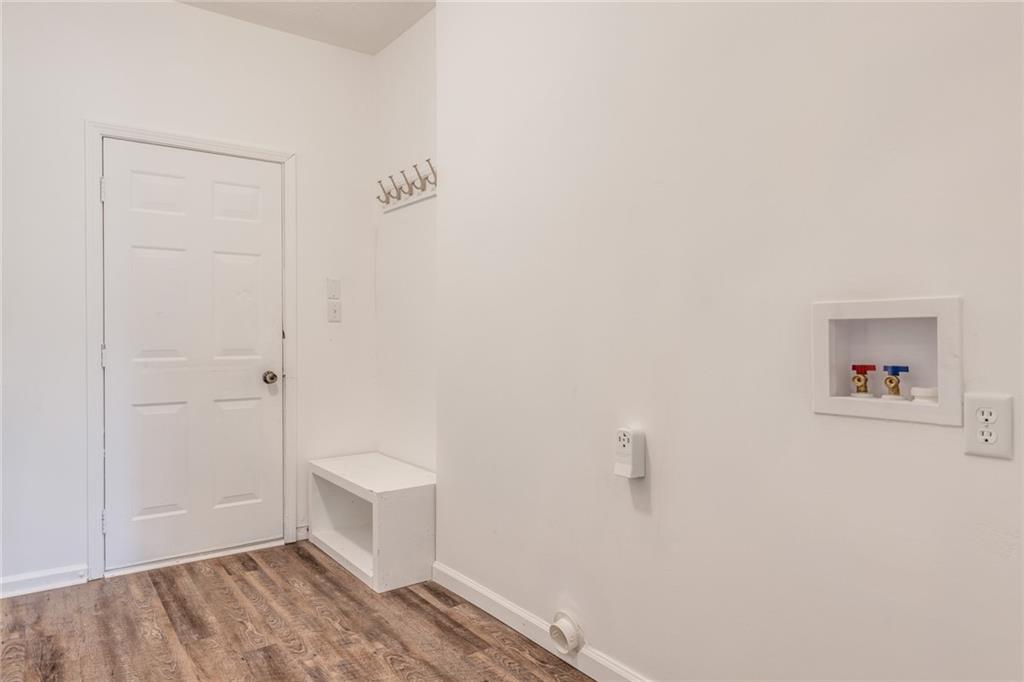 11289 Falling Water Way Fishers, IN 46037 - Photo 28 of 38 Gallery Image 28