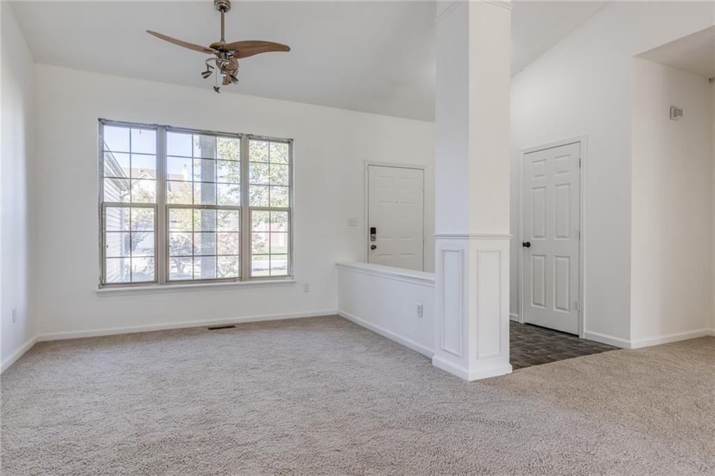 11289 Falling Water Way Fishers, IN 46037 - Photo 4 of 38 Gallery Image 4