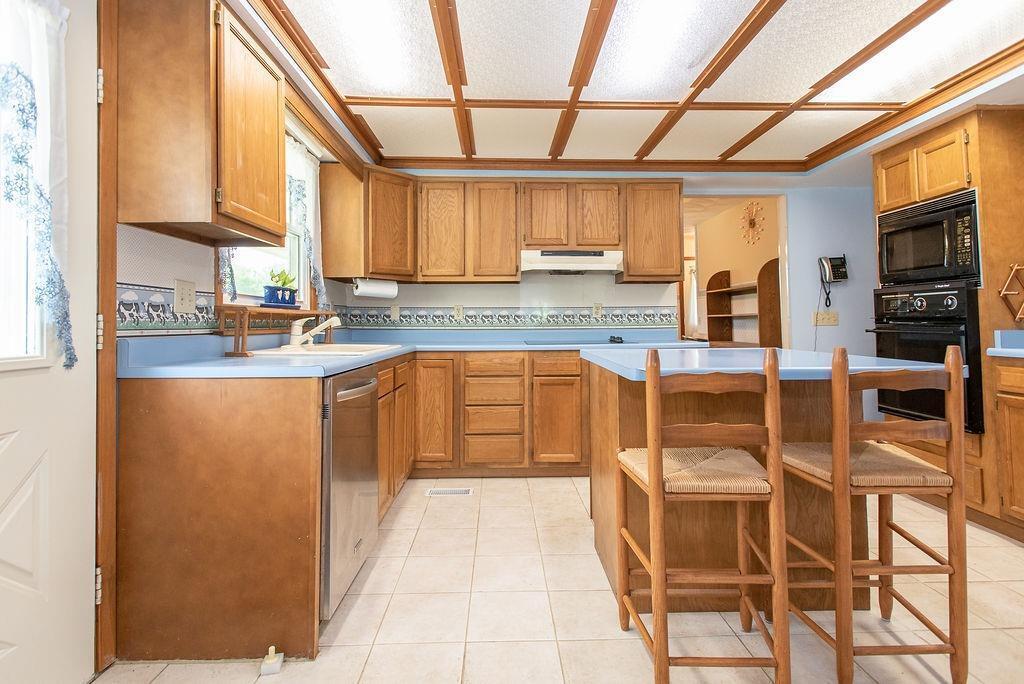 1238 Black Road Hamilton, OH 45013 - Photo 10 of 23