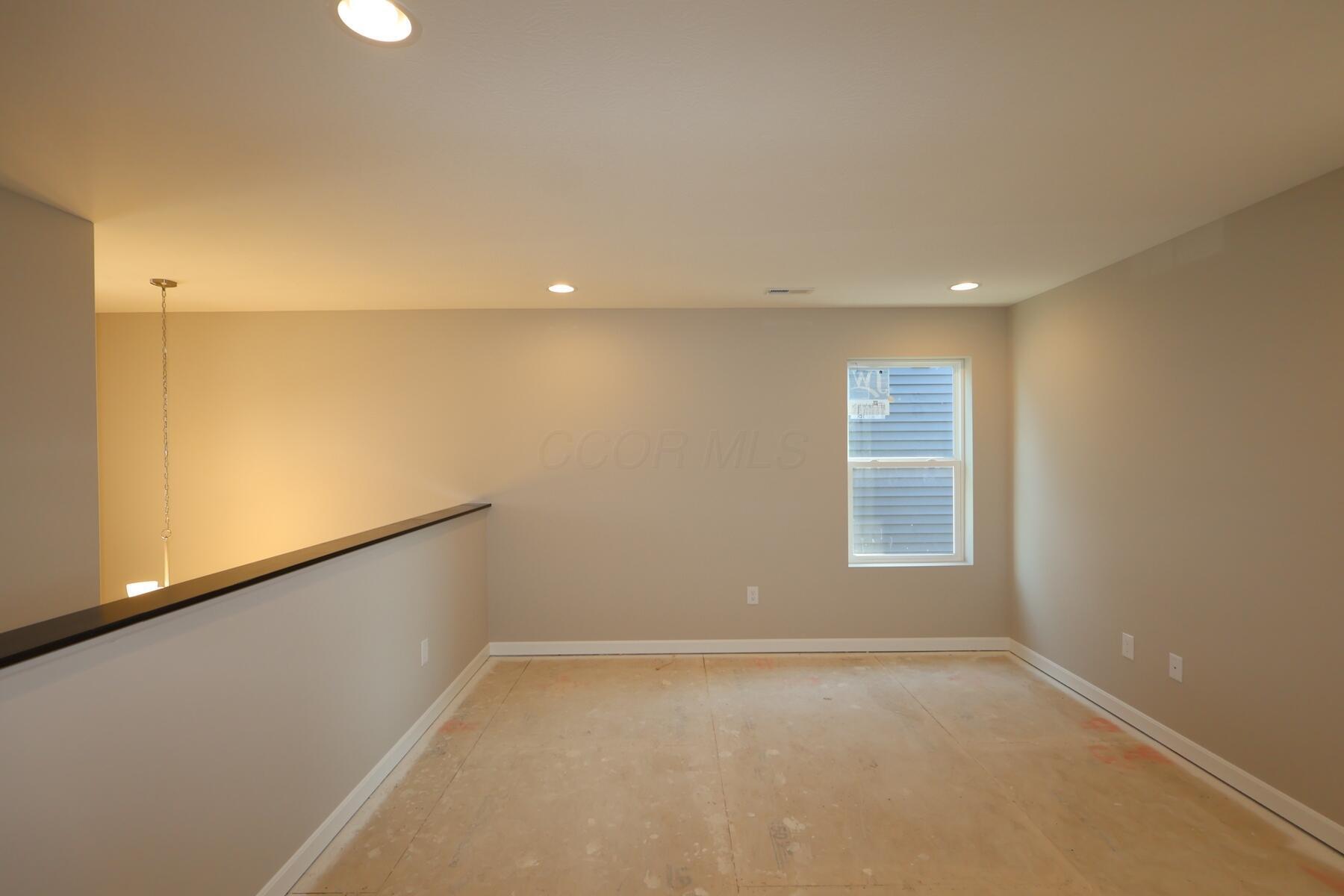 5751 Valleydale Road Powell, OH 43065 - Photo 7 of 14 Loft