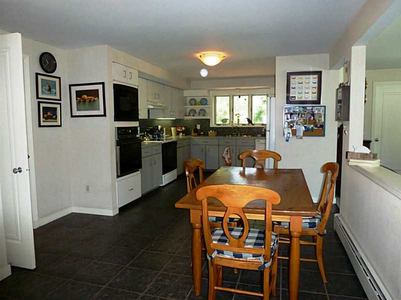 58 Chapin Road Barrington, RI 02806 - Photo 3 of 11 Kitchen.