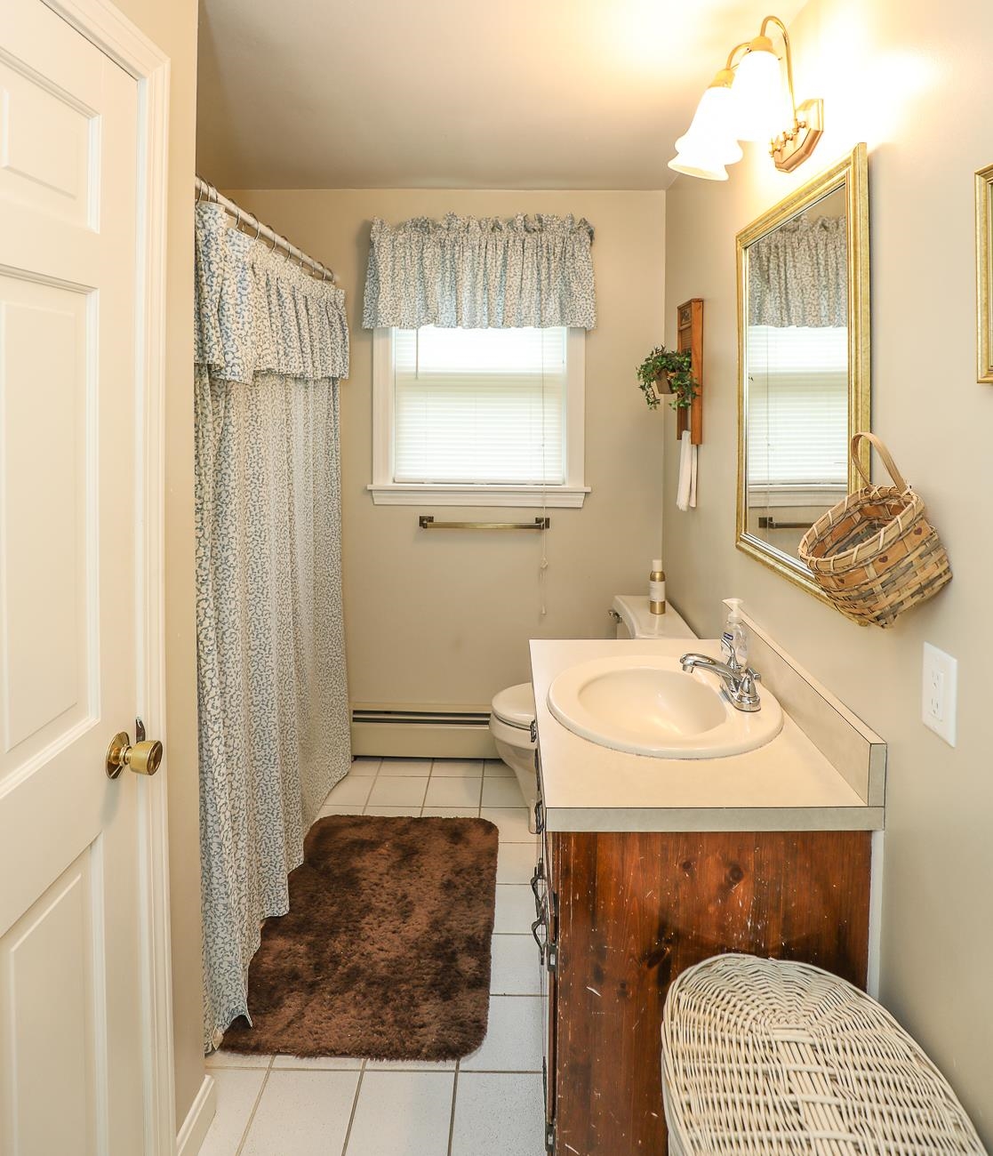 16 Sheldon Road Derry, NH 03038 - Photo 15 of 40