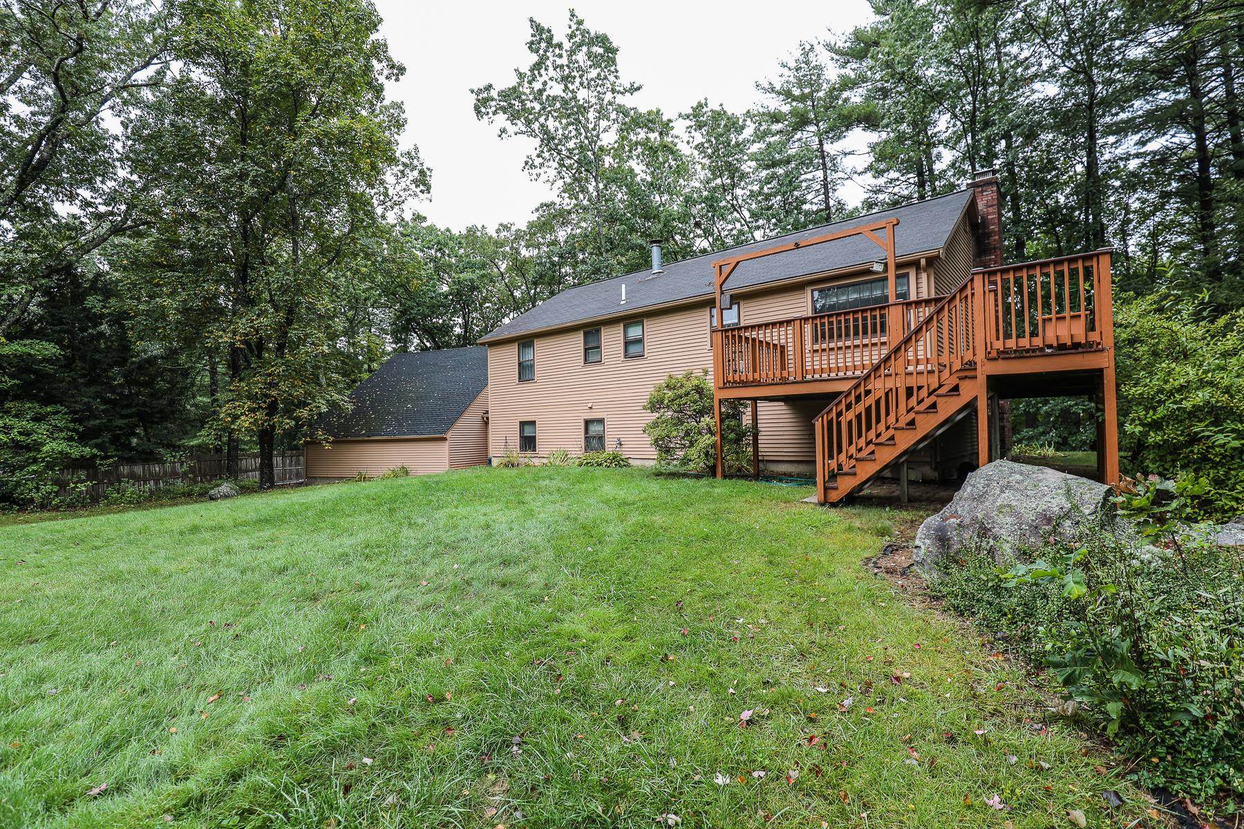 16 Sheldon Road Derry, NH 03038 - Photo 3 of 40