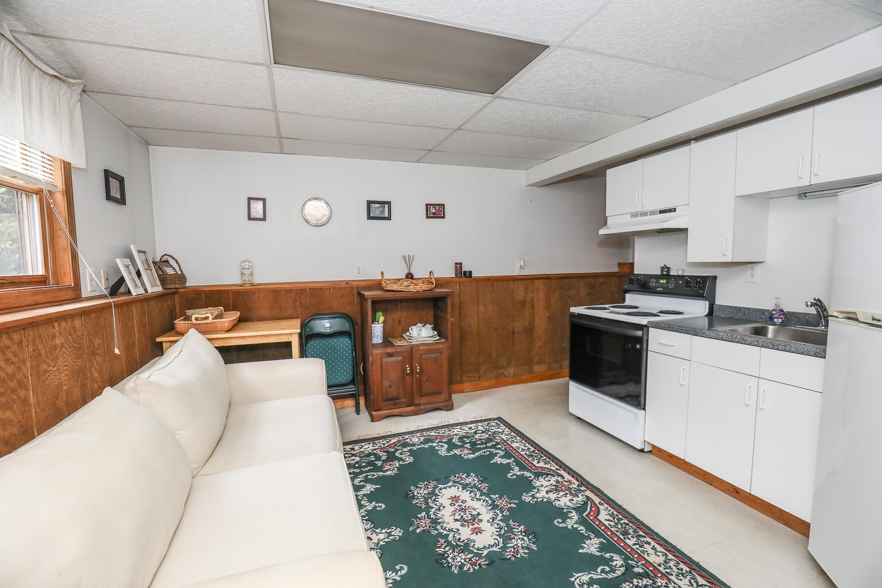 16 Sheldon Road Derry, NH 03038 - Photo 29 of 40