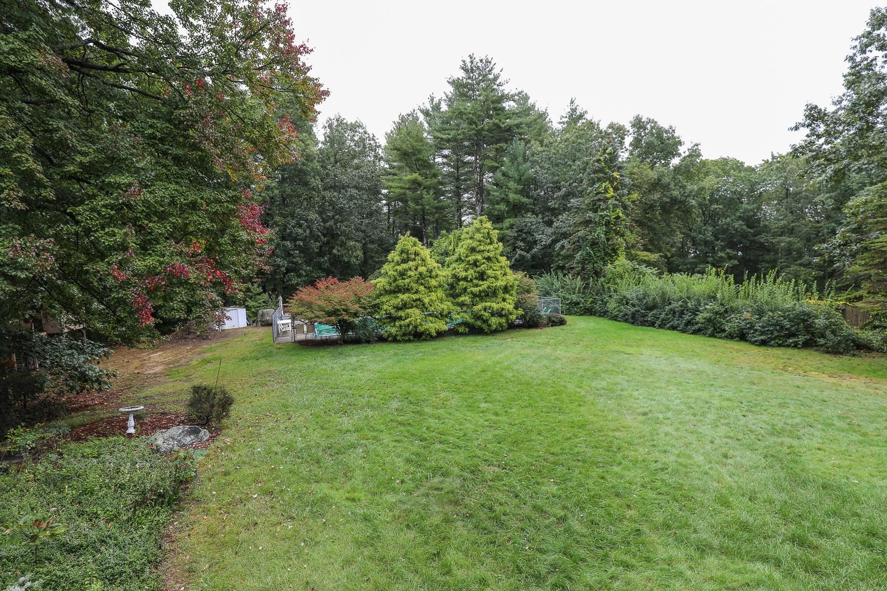 16 Sheldon Road Derry, NH 03038 - Photo 35 of 40