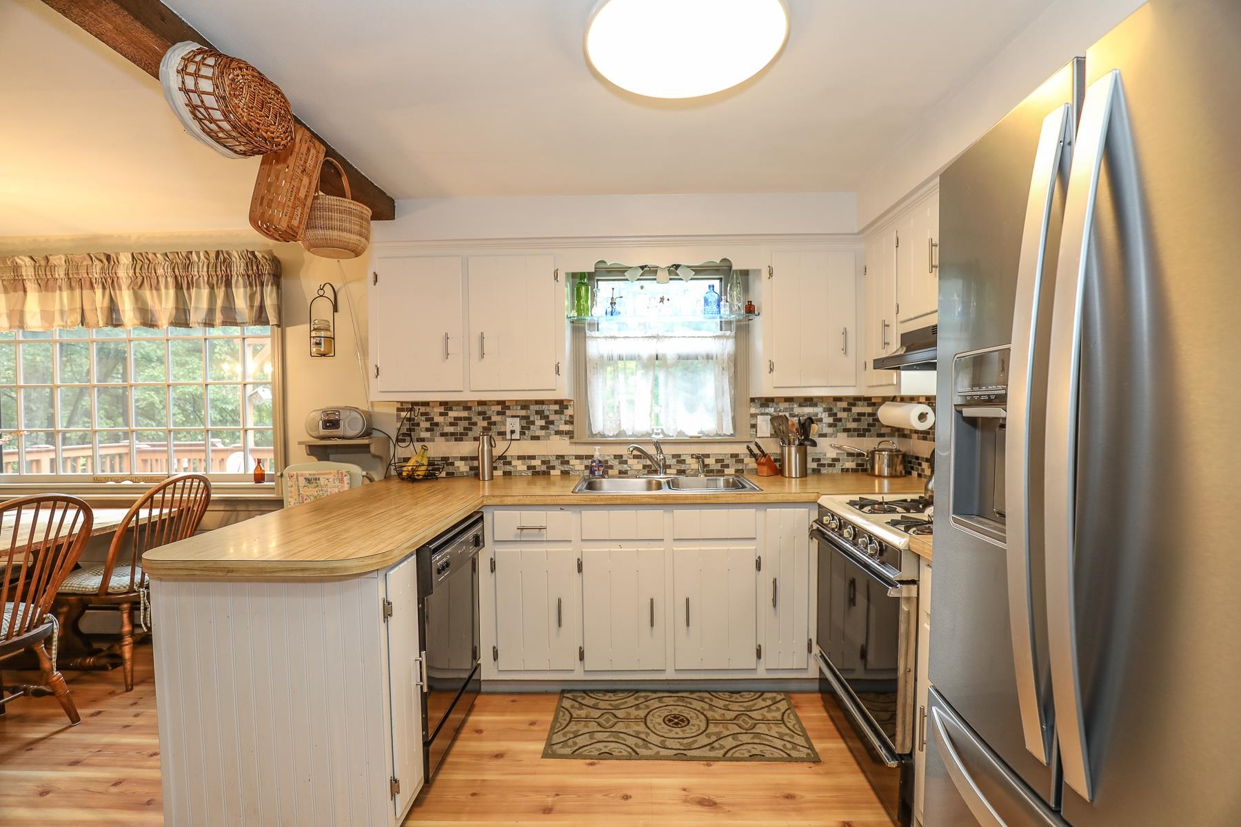 16 Sheldon Road Derry, NH 03038 - Photo 8 of 40