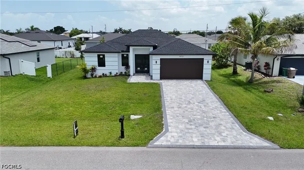 $379,900 | 2827 Southwest 2nd Lane, Cape Coral, FL 33991