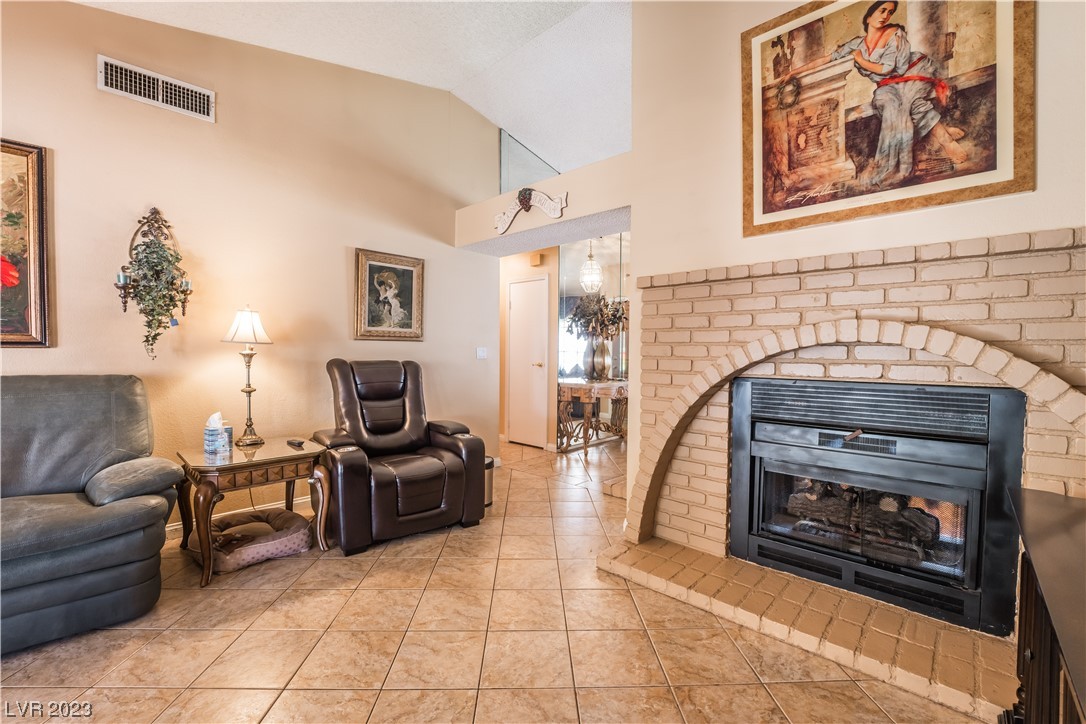 6424 West Marrow Road Las Vegas, NV 89108 - Photo 11 of 46 Gallery Image 11