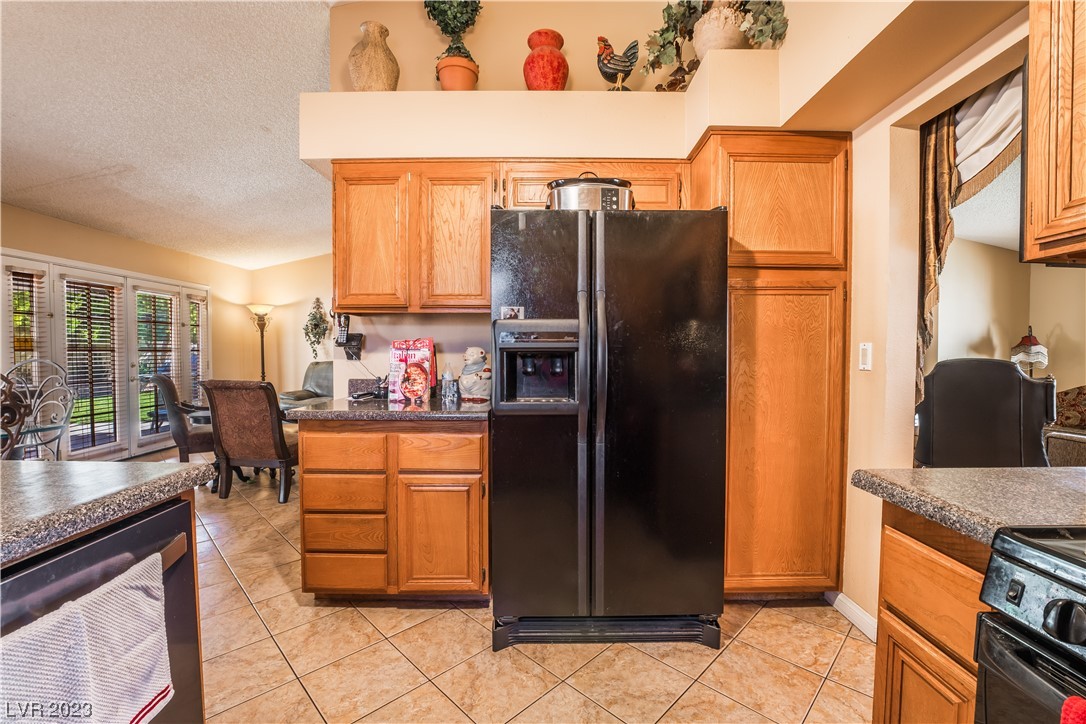 6424 West Marrow Road Las Vegas, NV 89108 - Photo 15 of 46 Gallery Image 15