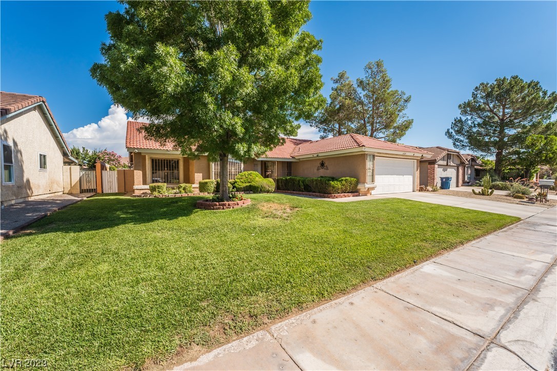 6424 West Marrow Road Las Vegas, NV 89108 - Photo 3 of 46 Gallery Image 3