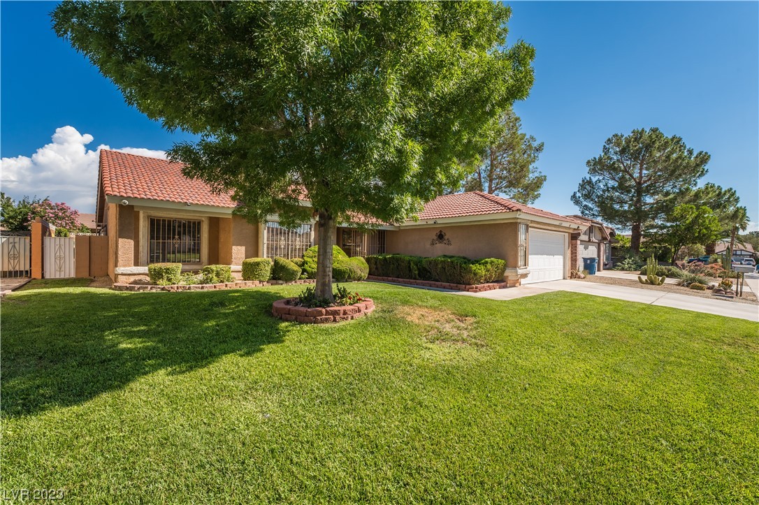 6424 West Marrow Road Las Vegas, NV 89108 - Photo 4 of 46 Gallery Image 4