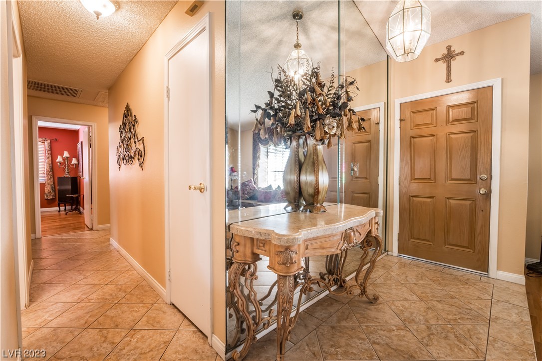 6424 West Marrow Road Las Vegas, NV 89108 - Photo 6 of 46 Gallery Image 6