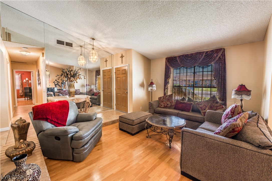 6424 West Marrow Road Las Vegas, NV 89108 - Photo 7 of 46 Gallery Image 7