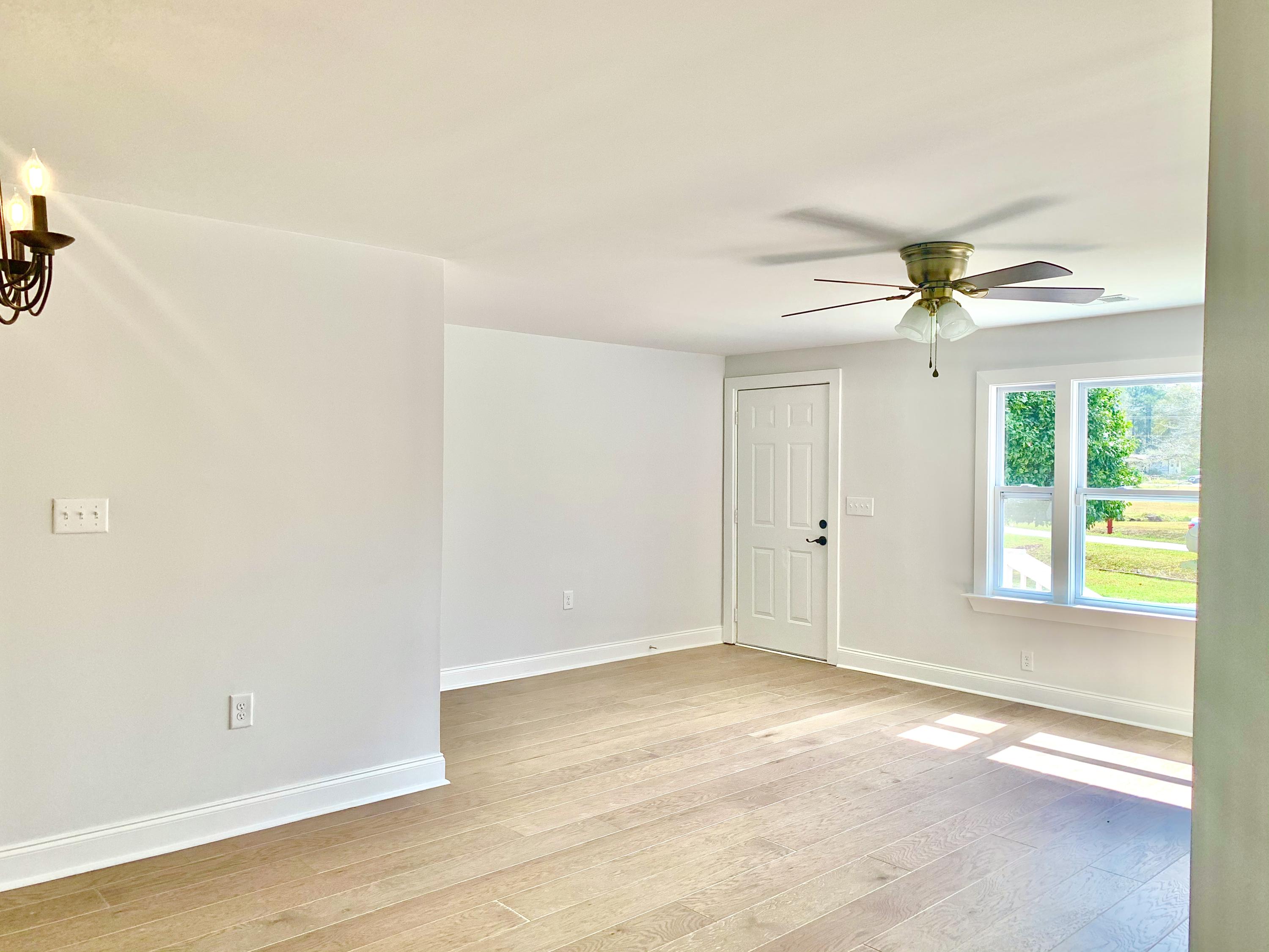 102 Haynesville Road Moncks Corner, SC 29461 - Photo 5 of 23 05