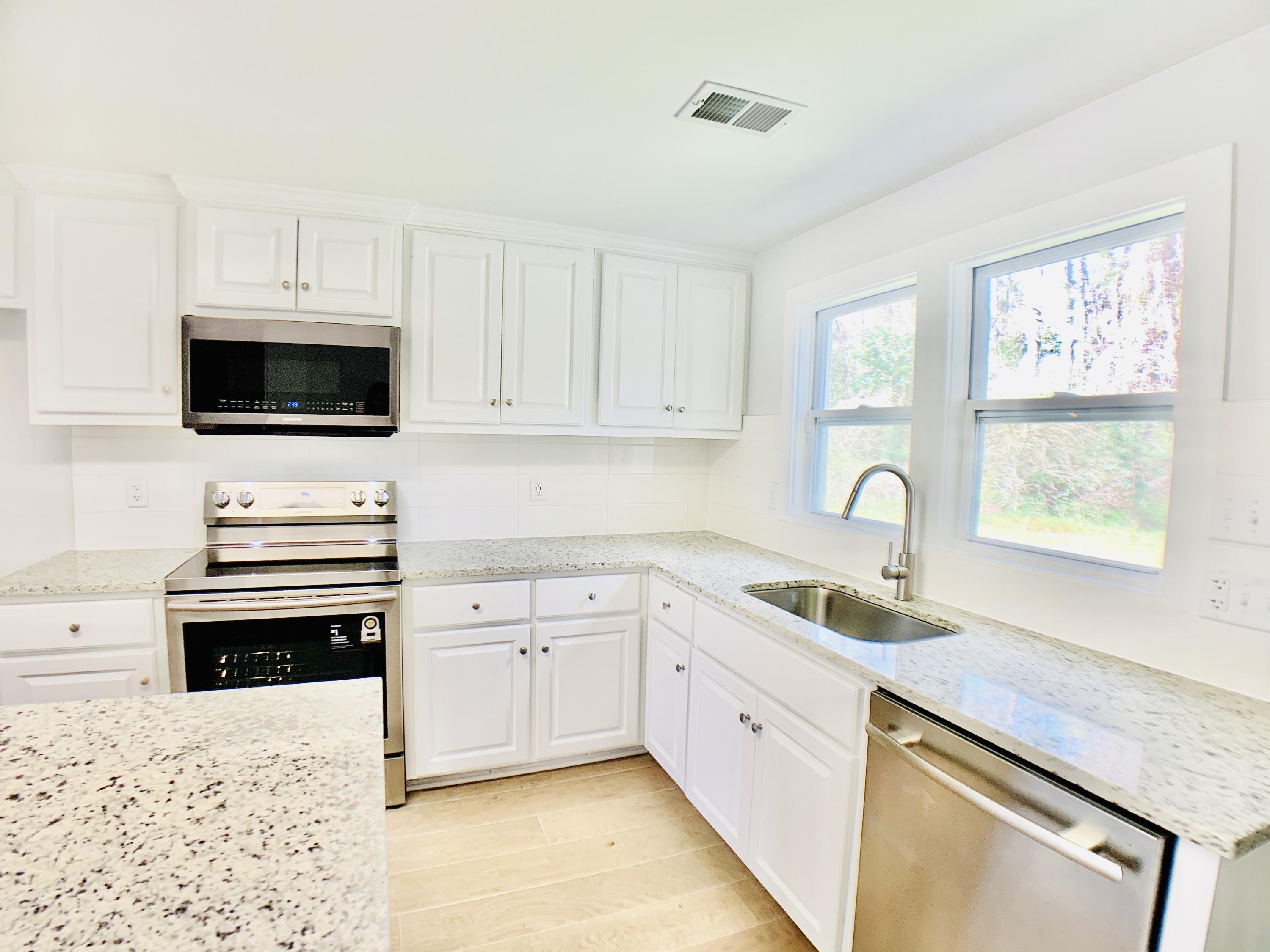 102 Haynesville Road Moncks Corner, SC 29461 - Photo 10 of 23 10